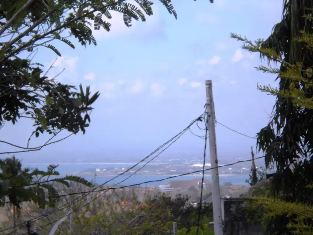 Tanah 1,32 Are View Laut dan Bandara Lingkungan Villa Dekat GWK