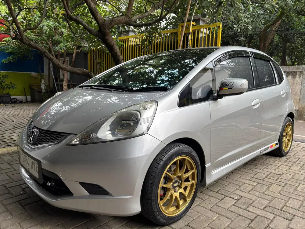 Honda Jazz 2011 Bensin