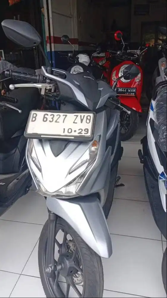 BEAT Deluxe 2024 LOW KM