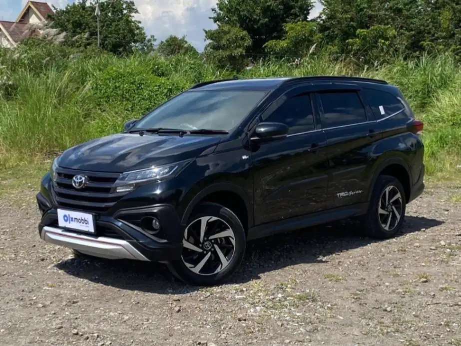Toyota Rush 1.5 S Bensin-AT 2021 Hitam BUZC
