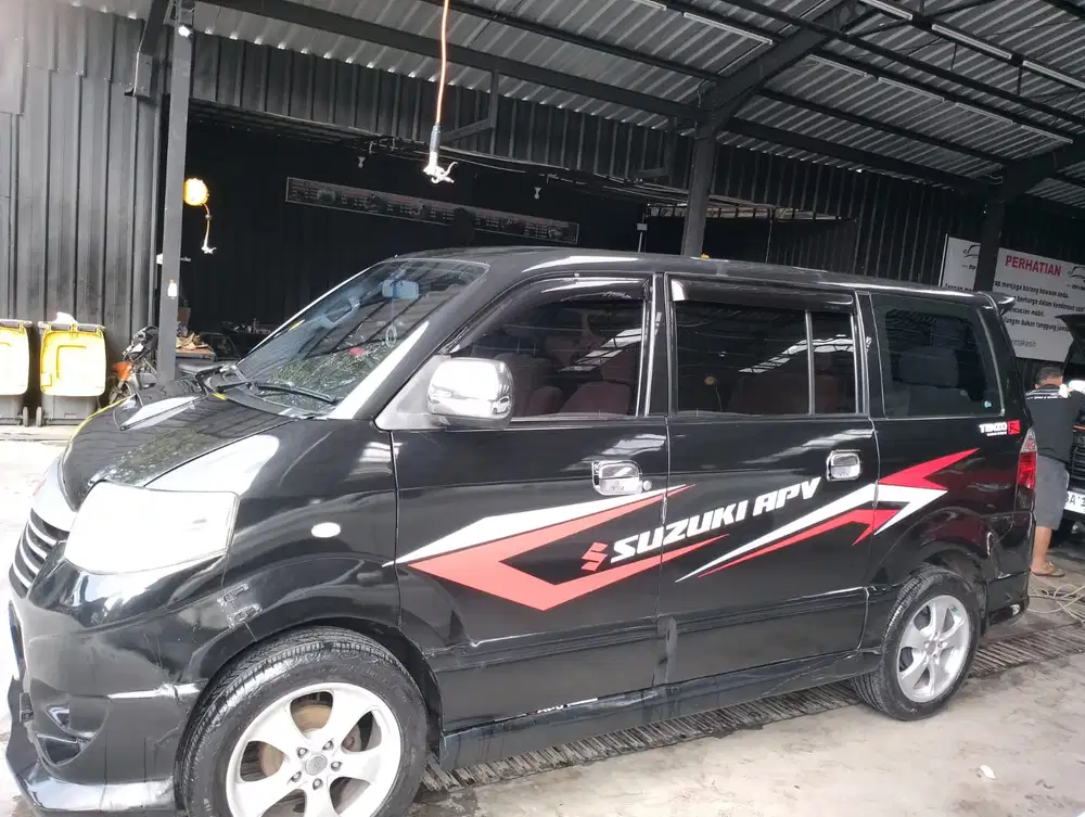 Suzuki APV Arena 2010 Bensin