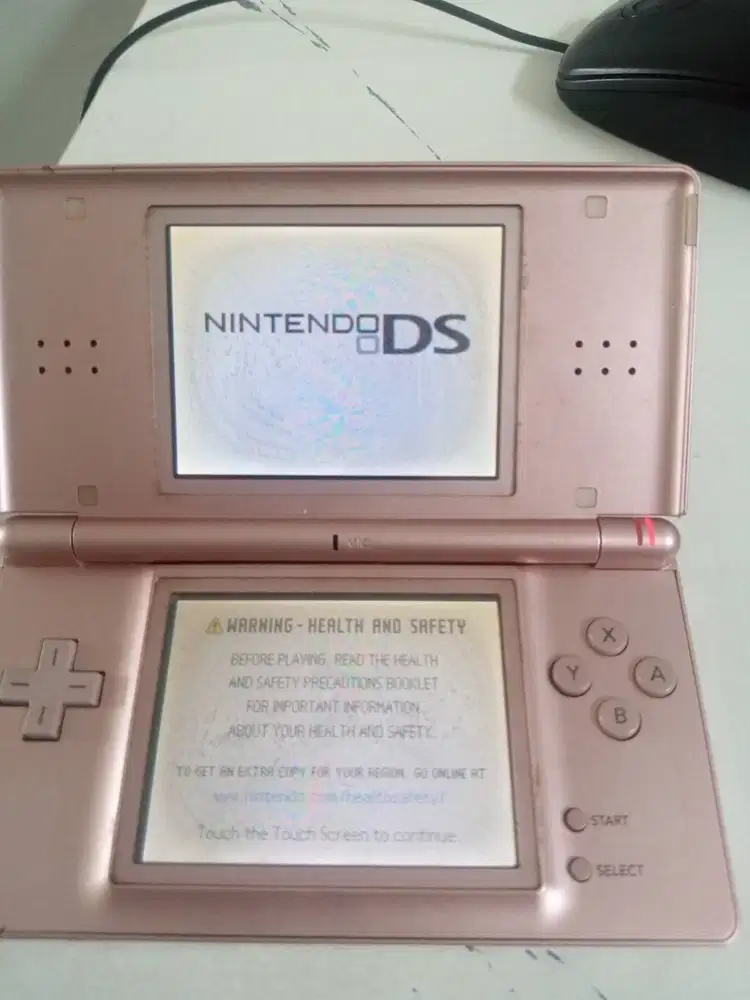Nintendo DS lite