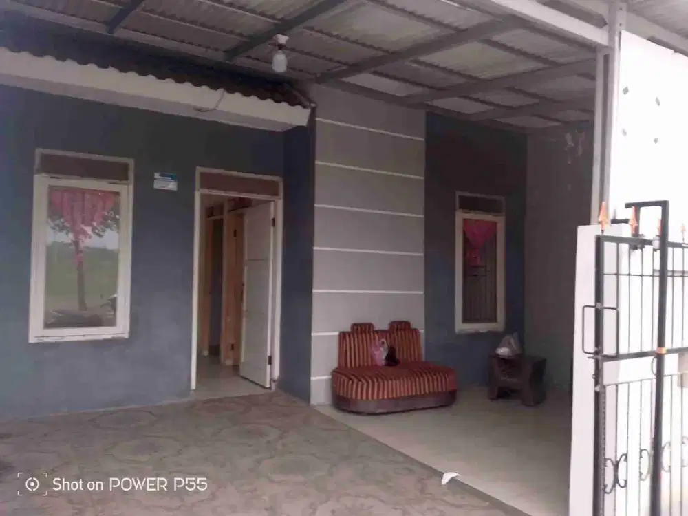 Rumah OverKredit Full Renovasi Dekat Sarana