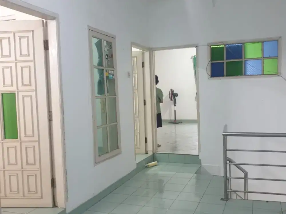 Rumah Kecil 2 Lantai Turangga Dekat ke Martanegara