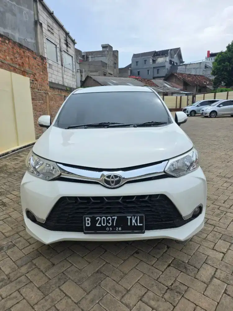 Toyota Avanza Veloz 1.3 matic tahun 2016
