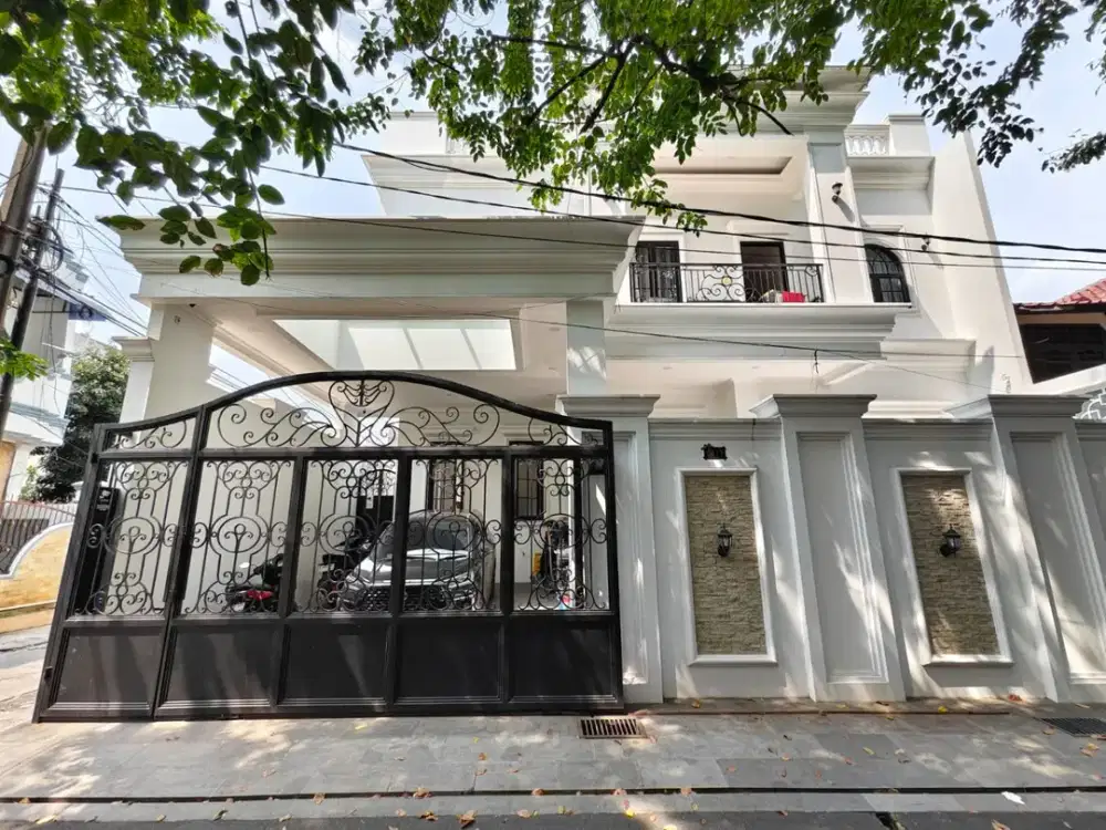 Rumah american classic sunter siap pakai