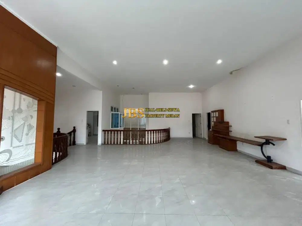 Dijual Rumah Siap Huni di Komplek Taman Malibu Indah (Boulevard) - Medan