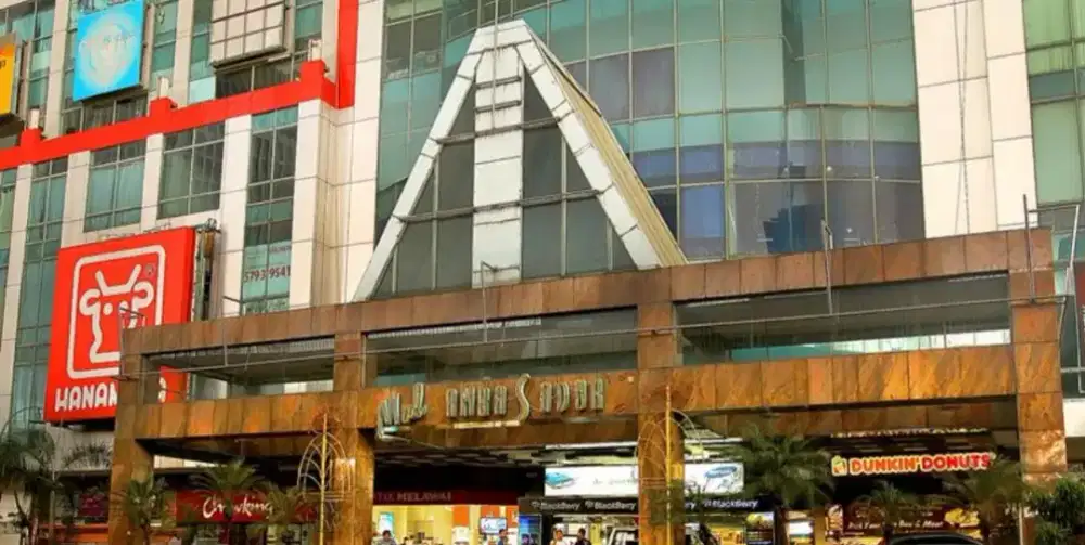 Karyawab food court mall ambasador