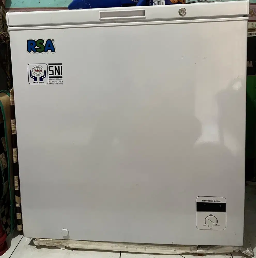 Freezer RSA CF-210 199L seperti baru