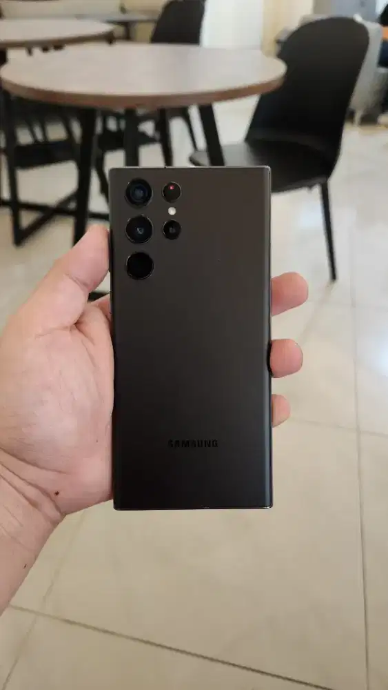 Samsung S22 Ultra 5G 12/512 SEIN