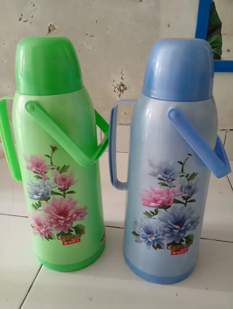 Dijual sepasang termos