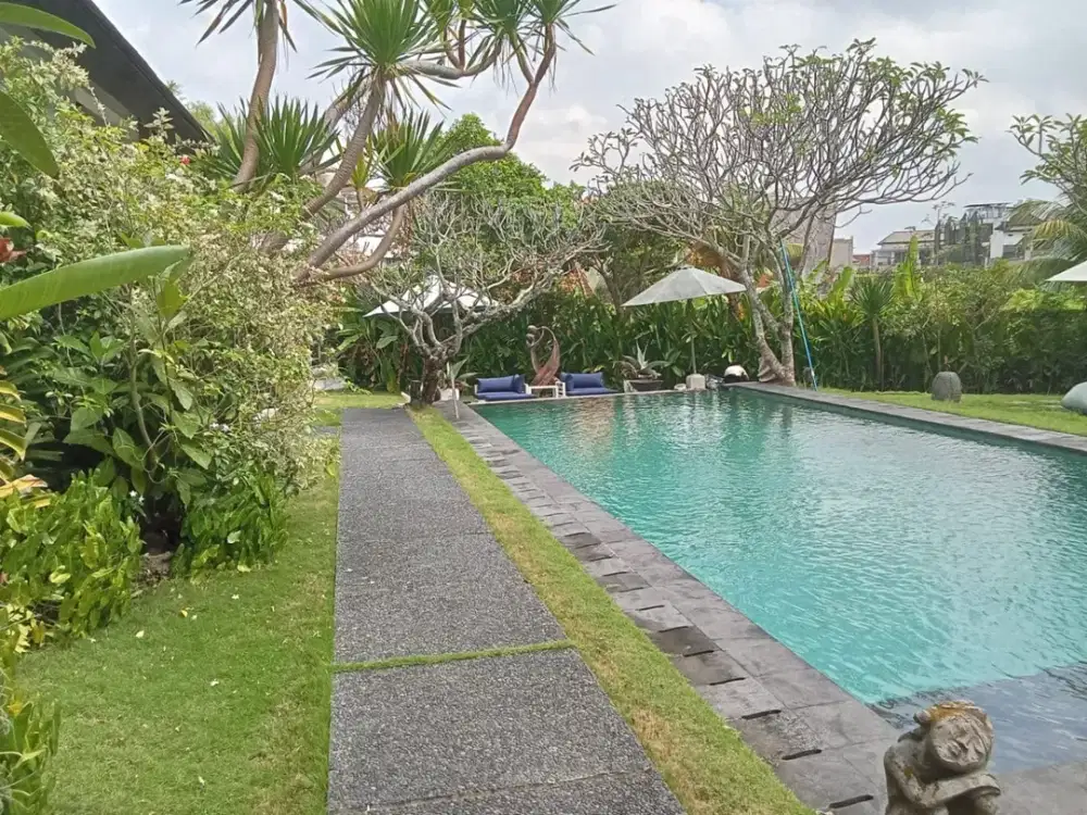 For Sale Cozy Villa 3 Bed - Fully Furnished And Free Hold At  Padonan Canggu Badung Bali.