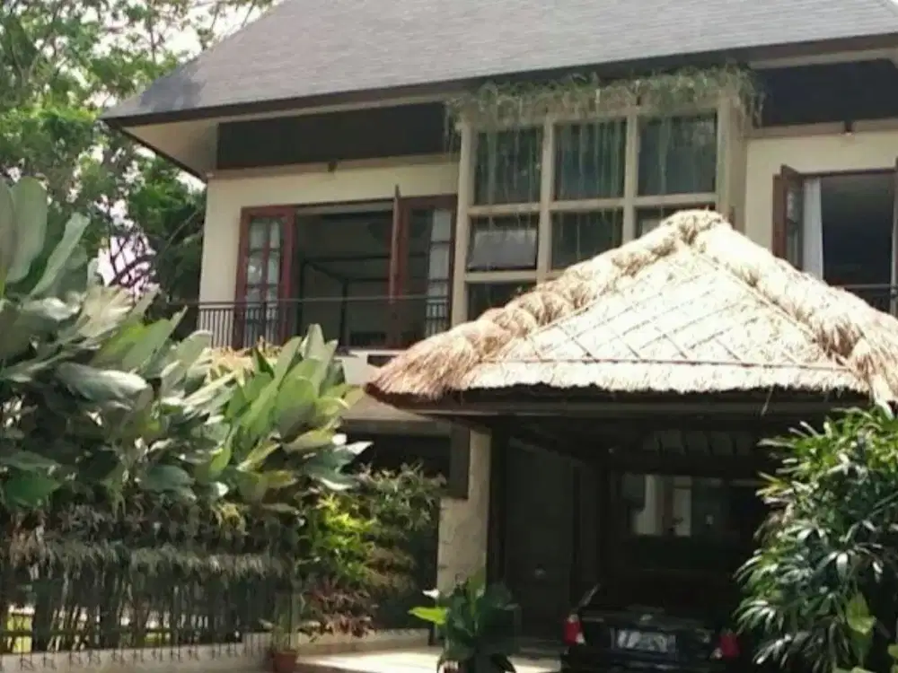 DIJUAL RUMAH HOOK FULL FURNISHED NUANSA ALA RESORT BALI CLUSTER THE CASTILLA BSD