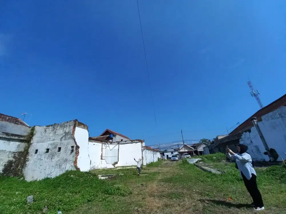 Tanah Malang Poros Jalan Siap Bangun Cocok Buat Usaha