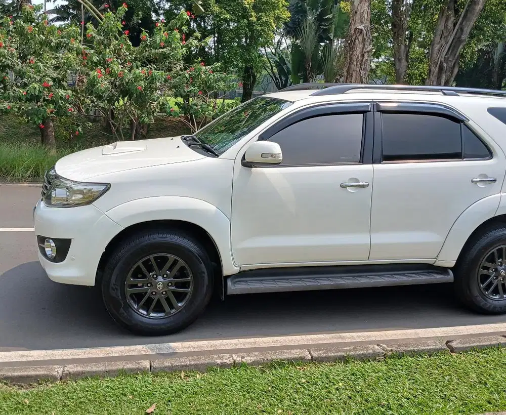 Toyota Fortuner G VNT 2015 AT