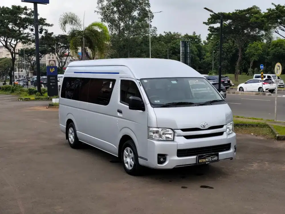Toyota Hiace 3.0 Commuter NIK 2022 PAJAK HIDUP MOBIL SIAP JALAN JAUH