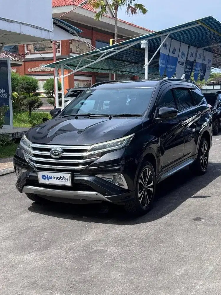 Daihatsu Terios 1.5 R Deluxe Bensin AT 2018 Hitam