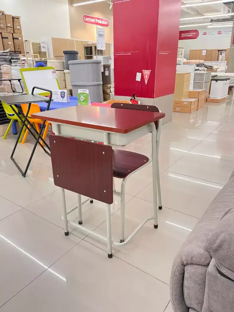 Meja sekolah set