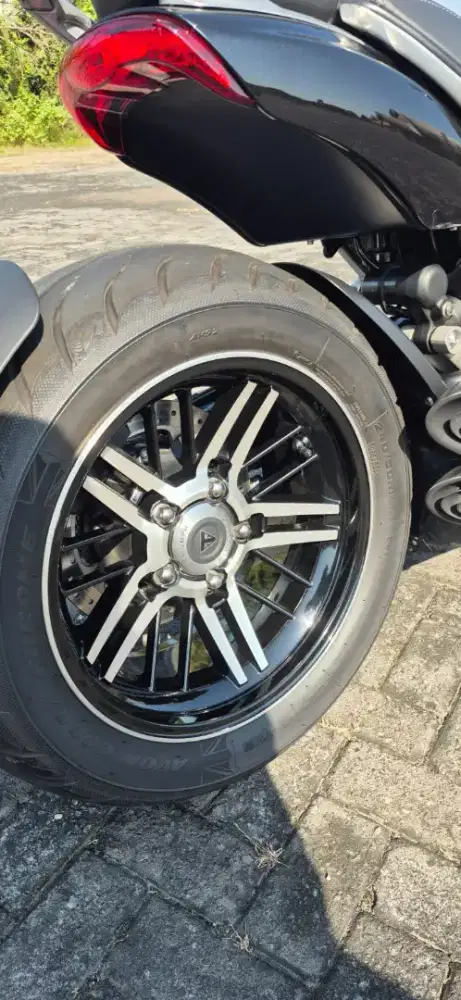 Triumph Rocket 3 GT 2500cc,km 3 rb