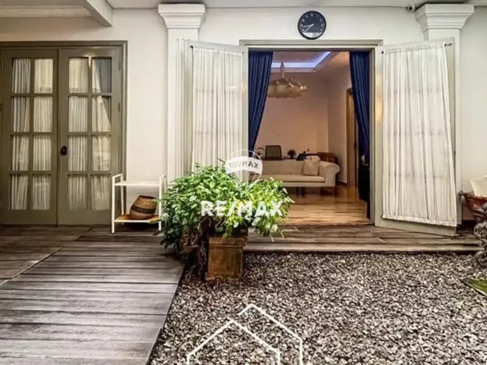 DIJUAL RUMAH CANTIK MINIMALIS DI DAERAH KEBAYORAN LAMA