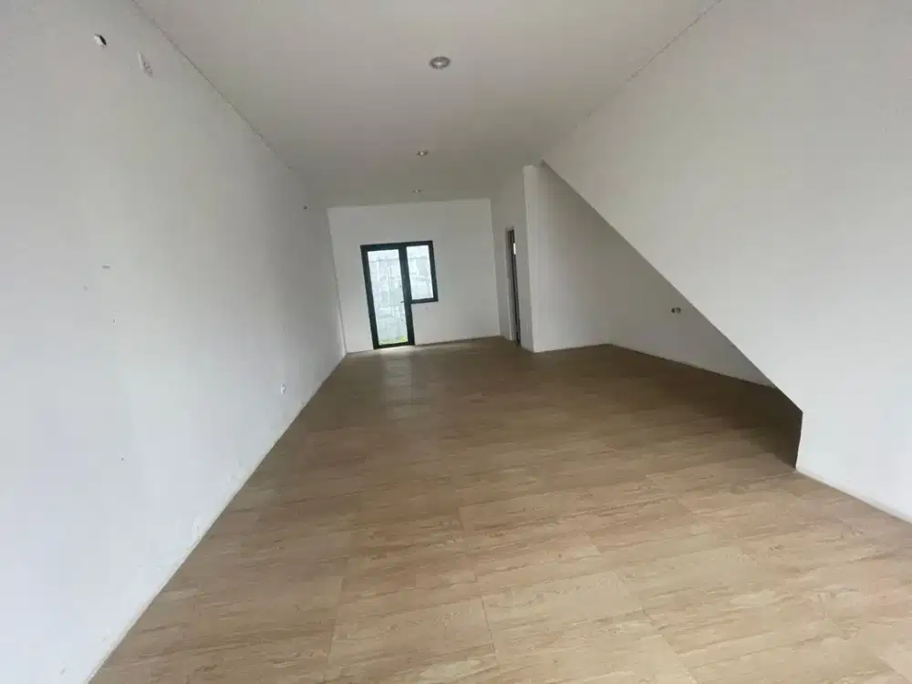 DISEWAKAN RUKO RAPI DEKAT INDOMARET DI THE HIVE PARC LIPPO KARAWACI