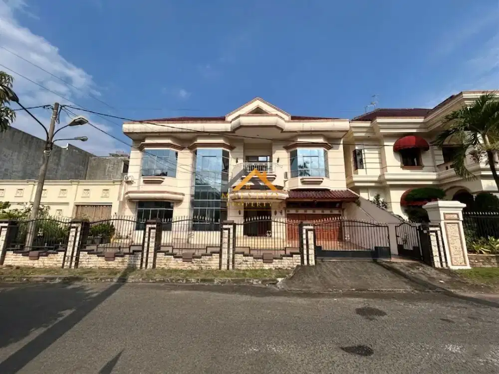 Dijual Rumah Kondisi SIap Huni Komplek Taman Malibu Indah (Boulevard) Medan