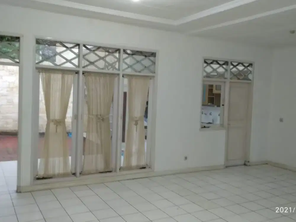 Rumah 2 lantai dalam cluster di antapani - Bandung Timur