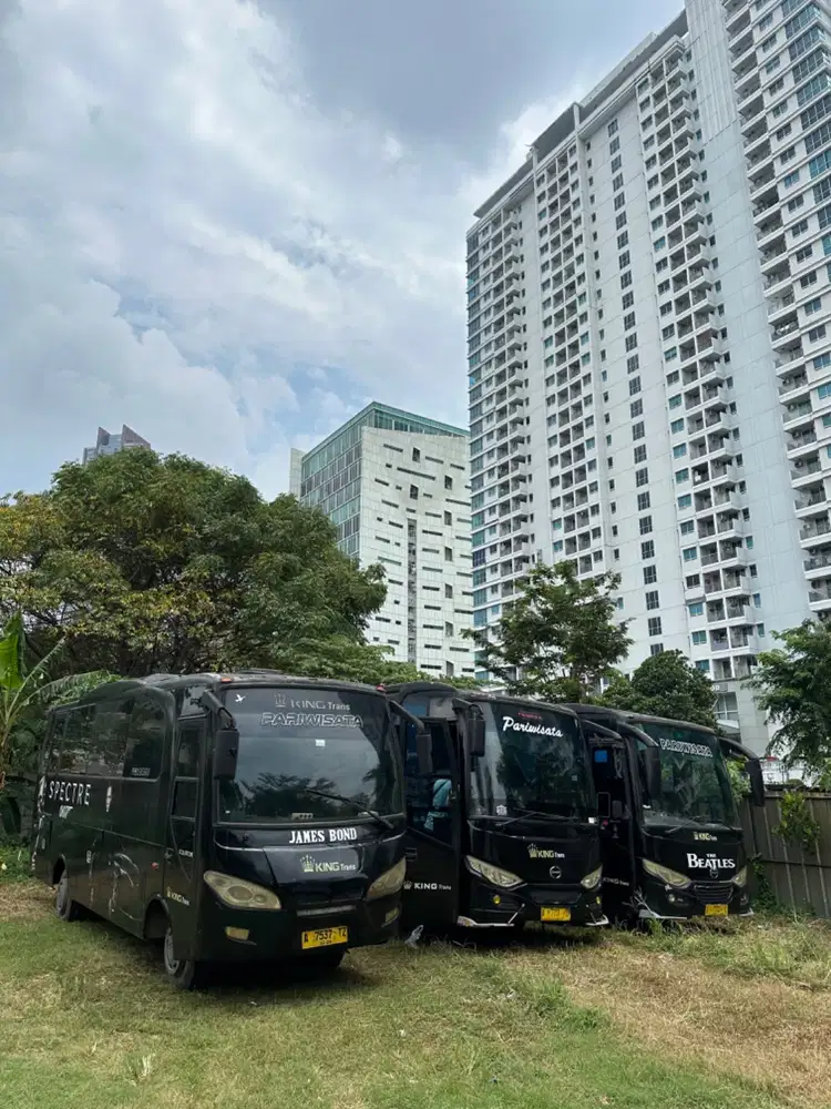 Bus medium Hino 130 mdbl 2015 dan 2013 3 unit