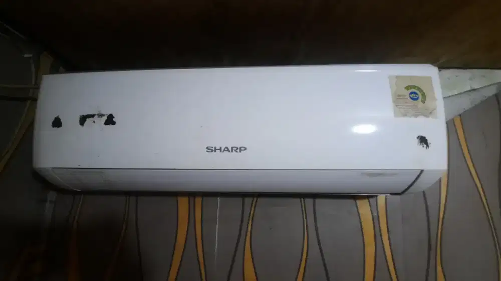 Ac second merk sharp 1 PK tipe AH -A9VEY