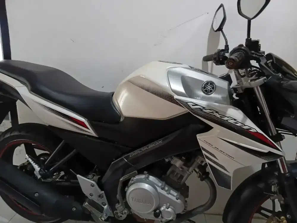 YAMAHA VISION 150 CC