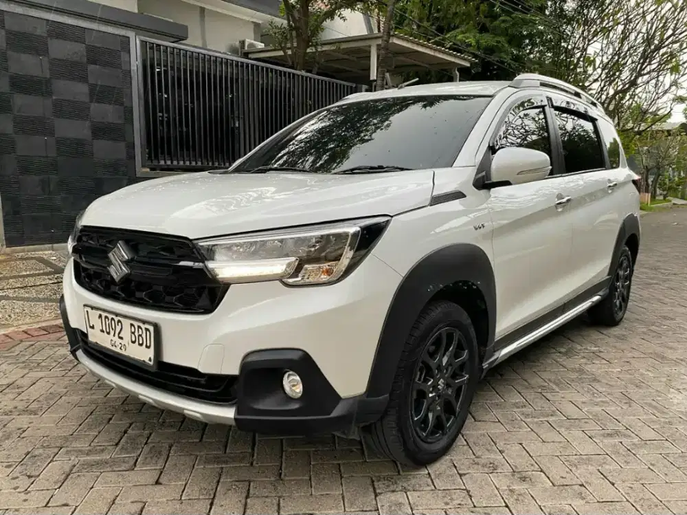 SUZUKI XL7 1.5 BETA HYBRID 2024 AT MATIC