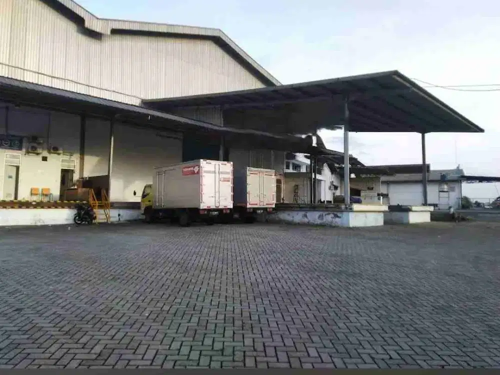 Disewakan Gudang Lokasi Strategis Bebas Banjir Dekat Tol Pasar Rebo Jakarta Timur