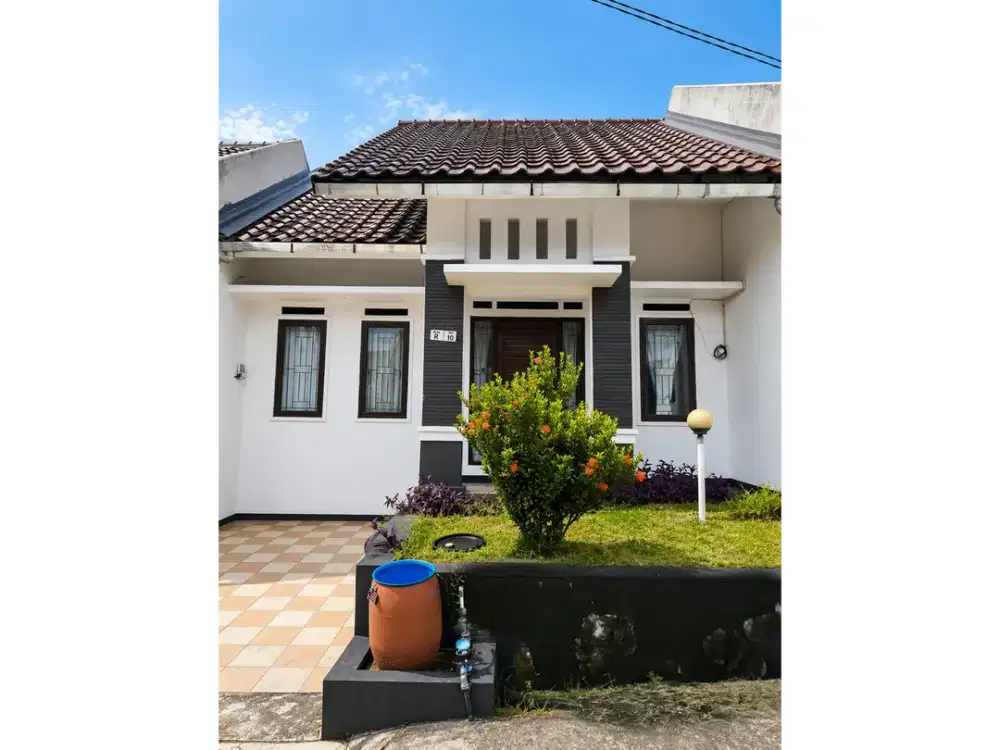 DISEWA RUMAH BAGUS DAN STRATEGIS DEKAT MALL DI MUTIARA SENTUL SSR1046