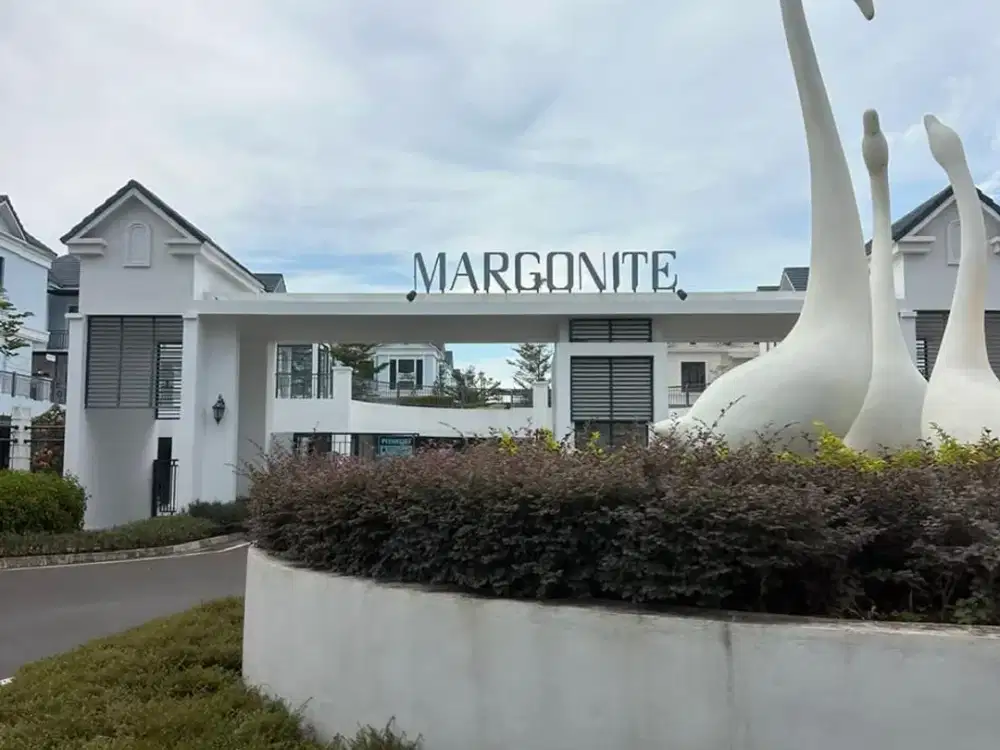 DIJUAL CEPAT RUMAH 3 LANTAI CLUSTER MARGONITE 6, LAVON SWANCITY