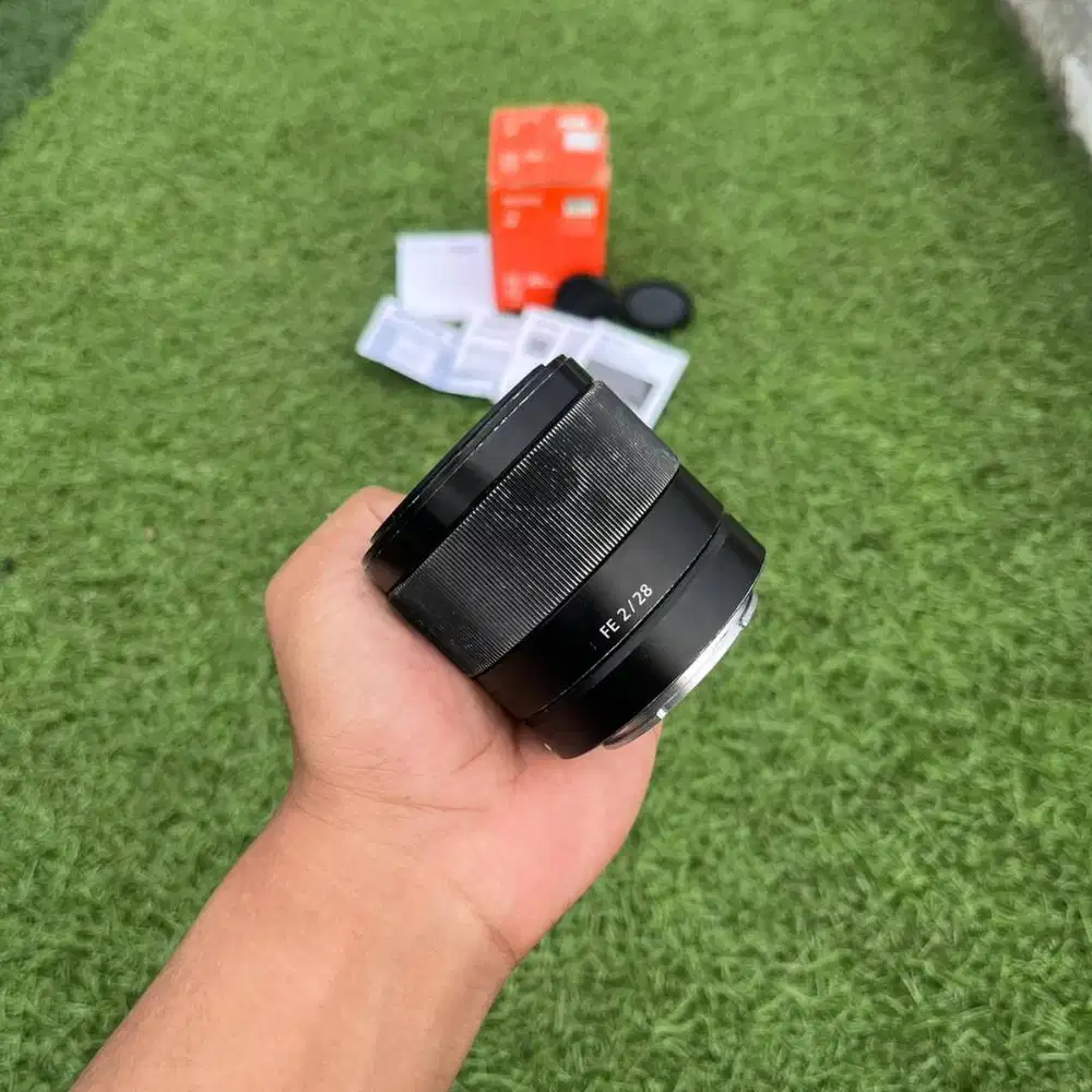 Lensa Sony fe 28mm F2 Fullset Dus Box