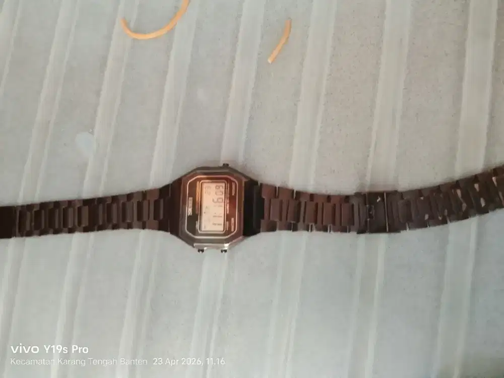 Jam tangan skamei digital