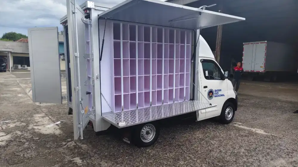 KAROSERI BOX MAKAN BERGIZI GRATIS