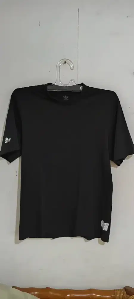 tshirt kaos ADIDAS ORI KOLPRI LIKE NEW