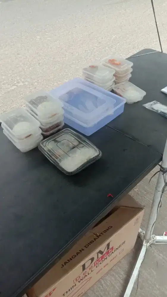 DICARI KARYAWAN KAKI LIMA JAGA NASI BOX