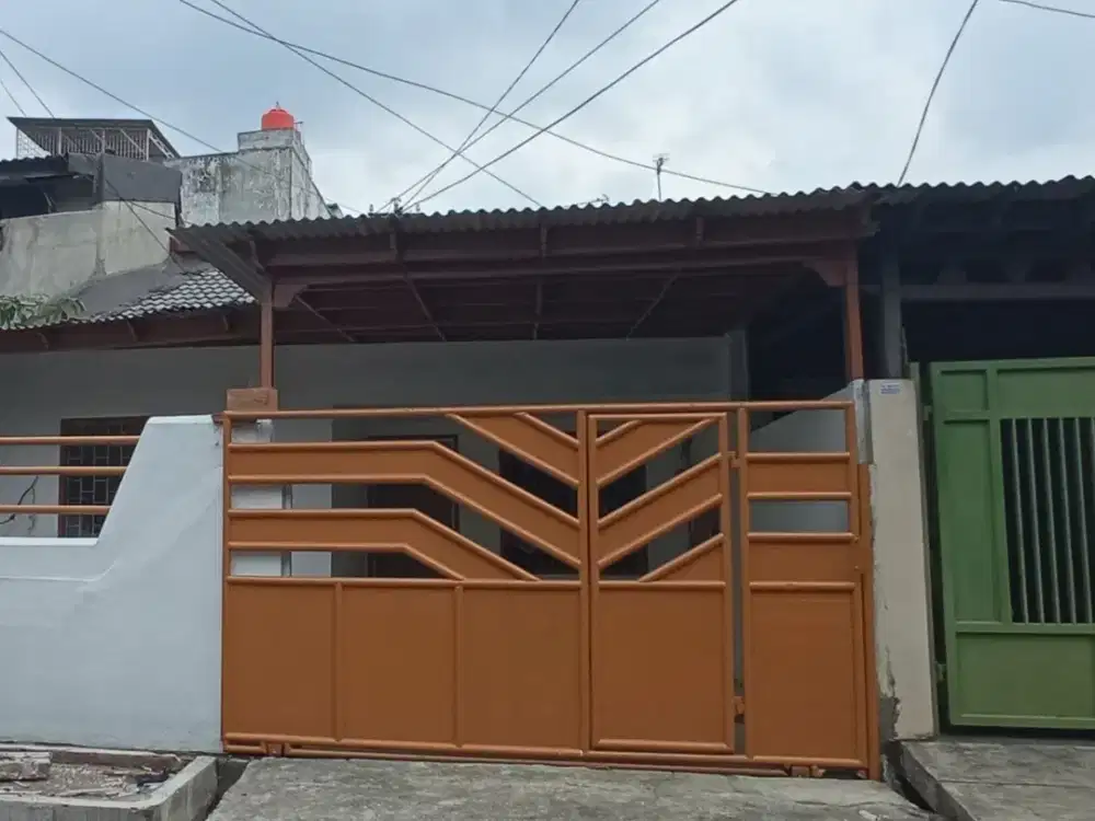 Rumah Siap Huni & Bebas Banjir Lokasi Taman Kota Daan Mogot Jakarta Barat Dekat Stasiun Kereta