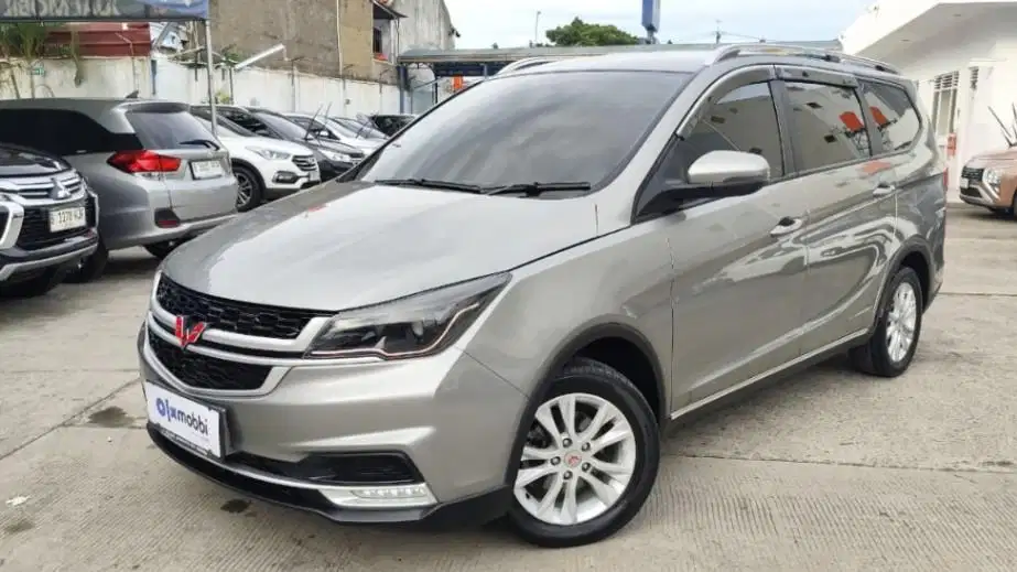 DP MURAH - Wuling Cortez 1.5S T Lux+ Bensin AT 2021 Silver