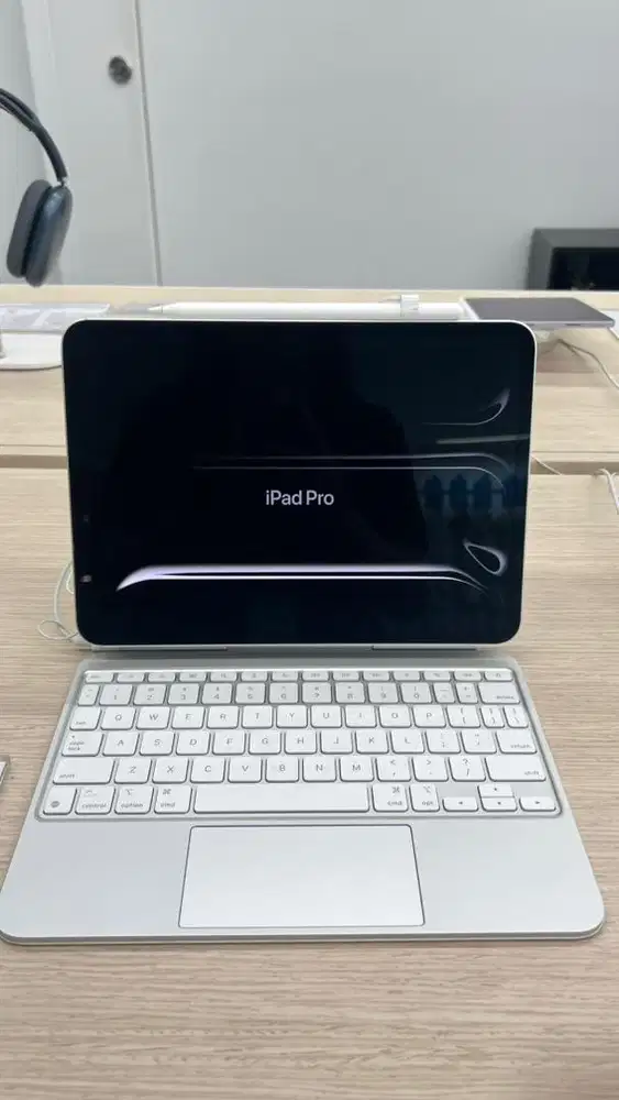 iPad Pro (model 11 inci) chip M5