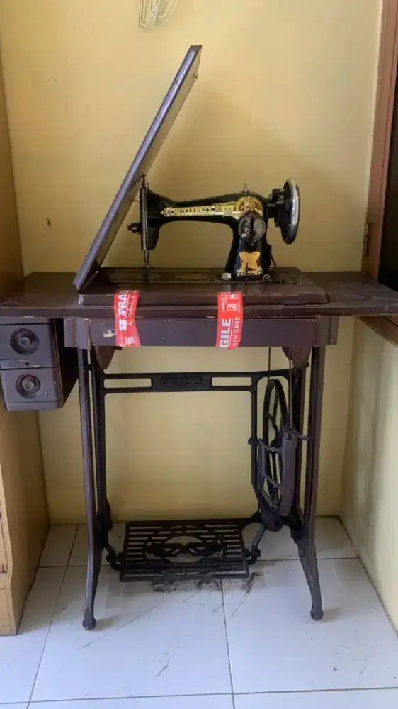 Mesin Jahit Manual Butterfly