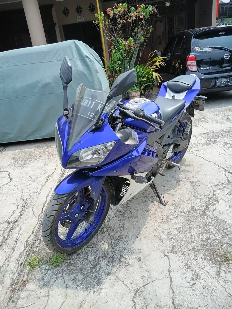 YAMAHA R15 V2 GANTENG