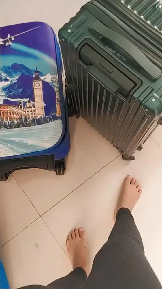 mencari pekerjaan apa saja yang bisa bawa anak