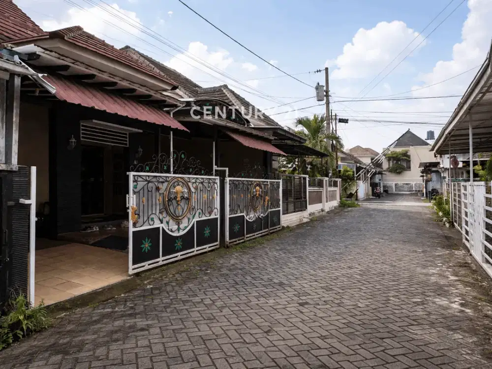 Rumah 2Lt Dalam Perumahan Di Jambon Hanya 400m Dari SKE Jogja