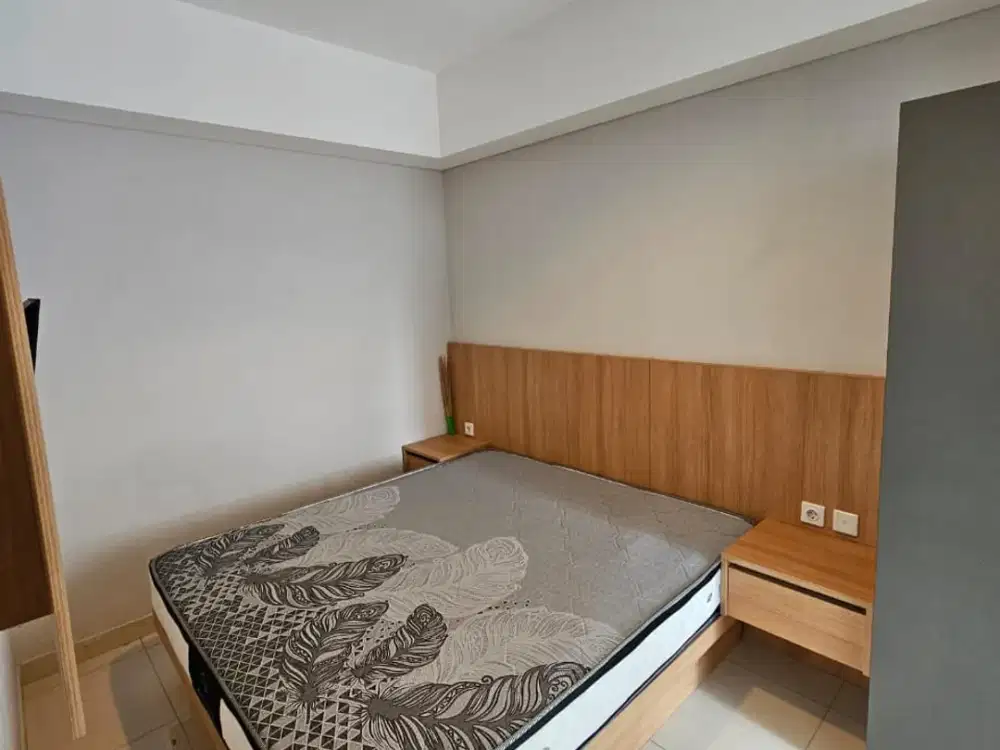 disewakan 2 bedroom furnish taman anggrek residence