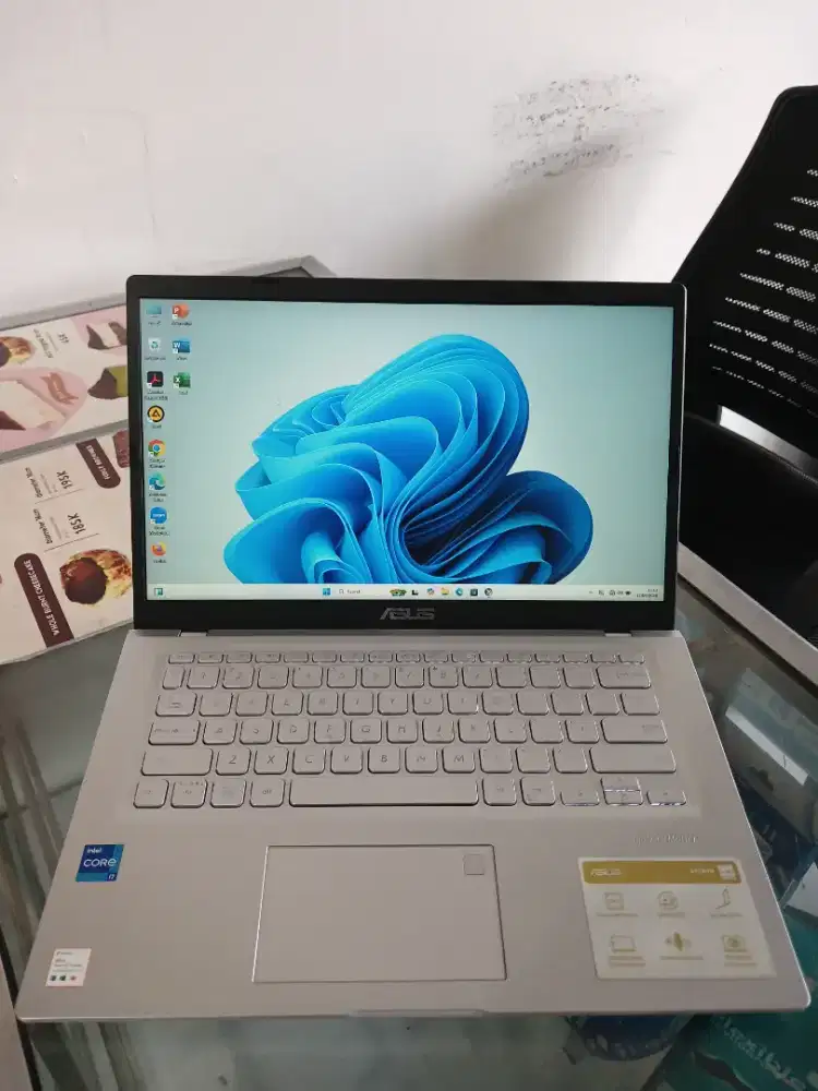 Laptop Asus Vivobook A1400E Core I7-1165G7 Ram 8 Ssd 512