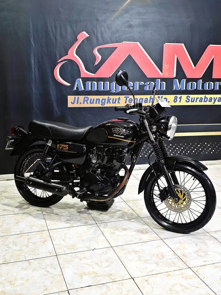 Gas riding Kawasaki W 175 SE Black Edition TH 2018