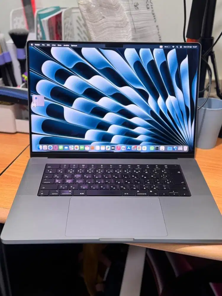 Macbook M2 Pro 16/1TB Lengkap Mulus